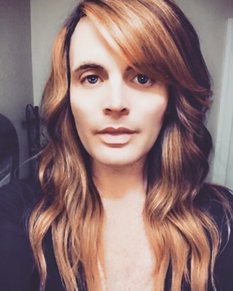 ✨NEW STYLIST✨
We are excited to announce that Courtney will be joining our team starting May 12th! 
Courtney prides herself in her ability to correct unfortunate home hair colors while preserving the integrity of her clients hair!
Call to book yo